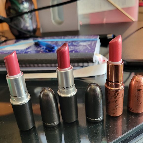 MAC Cosmetics Makeup Lot 3 Mac Lipsticks New York Apple Set To